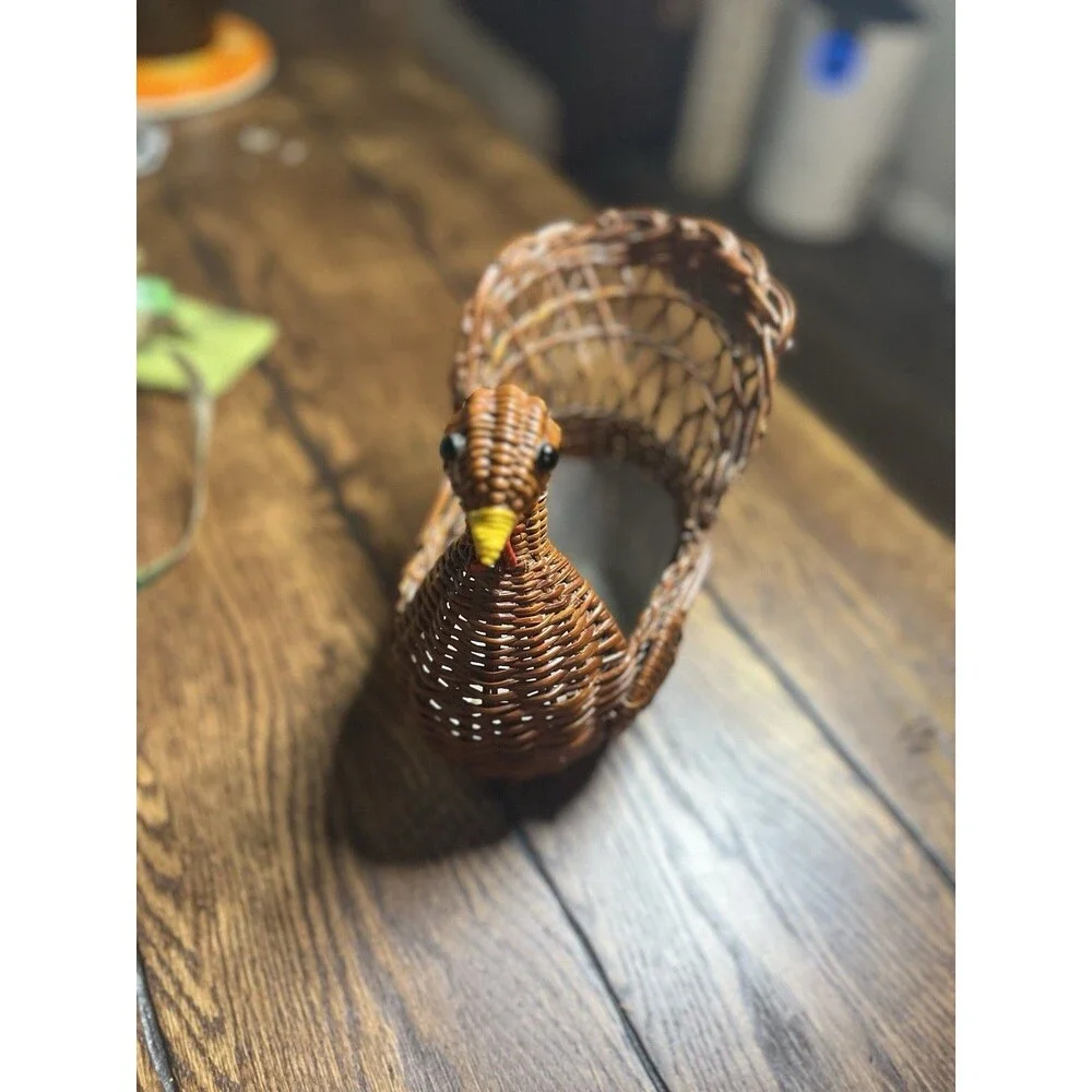 Vintage Wicker Turkey Woven Rattan Bread Basket Planter Farmhouse Country Decor